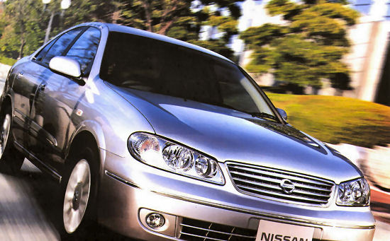 Nissan Sunny 2005 Pictures Gallery
